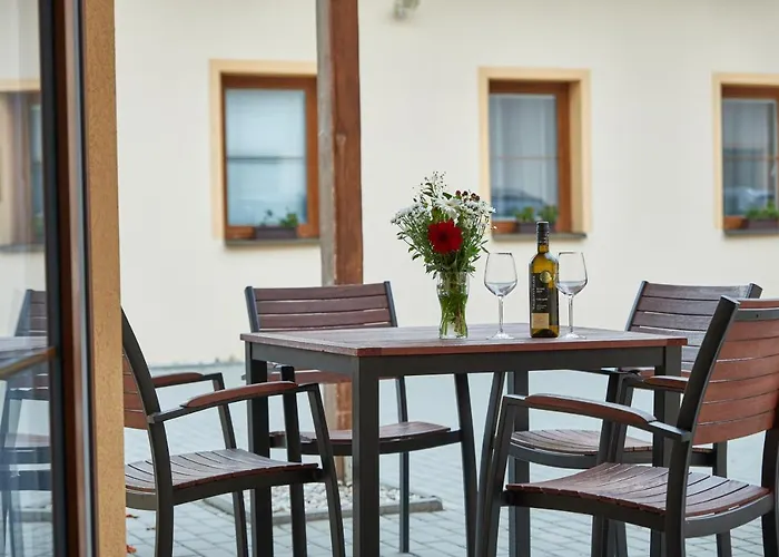 Volařík 3* Dolní Dunajovice
